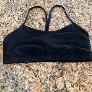 Lululemon sports bra. No lining. Wore for yoga